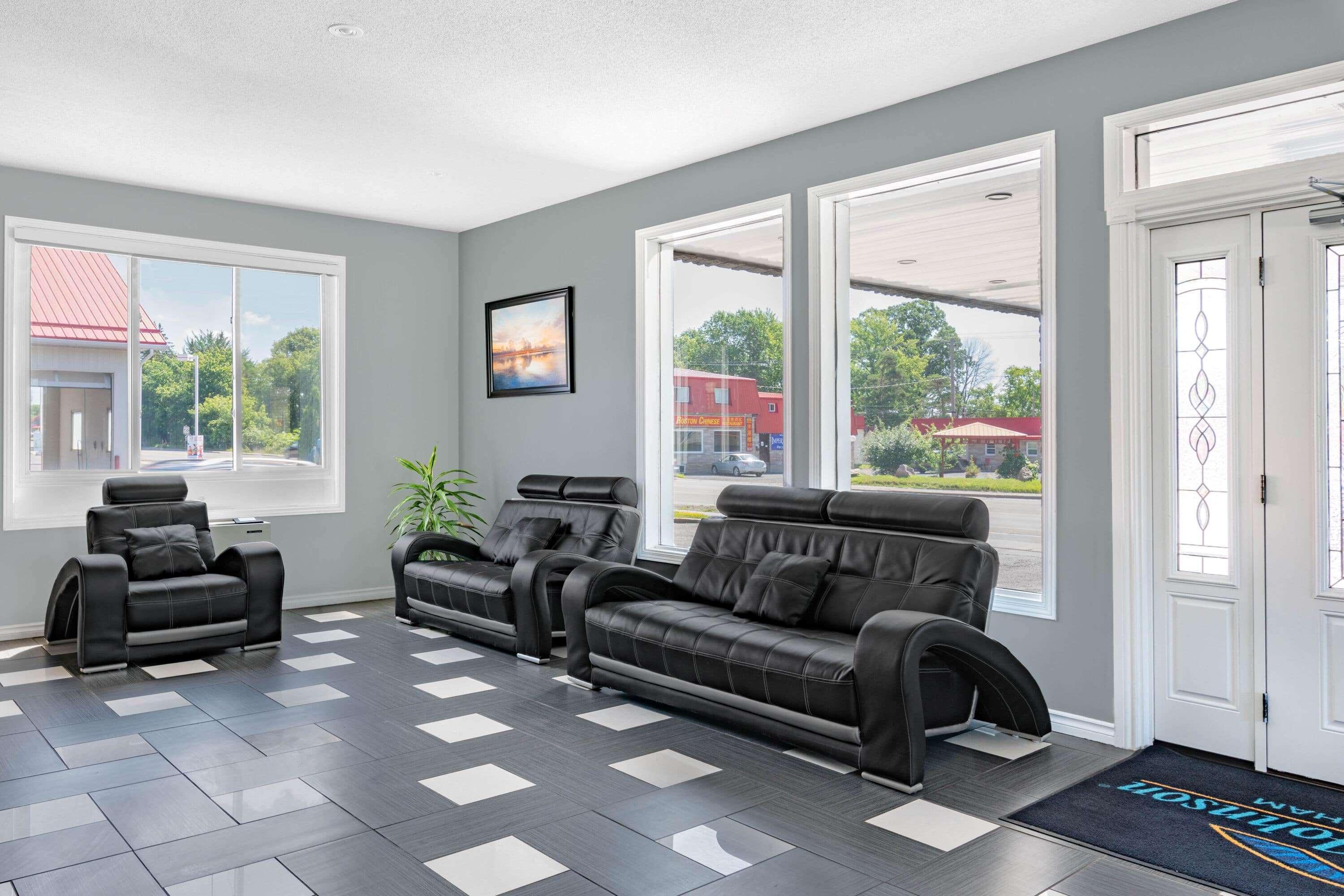 Howard Johnson By Wyndham Gananoque Exterior photo